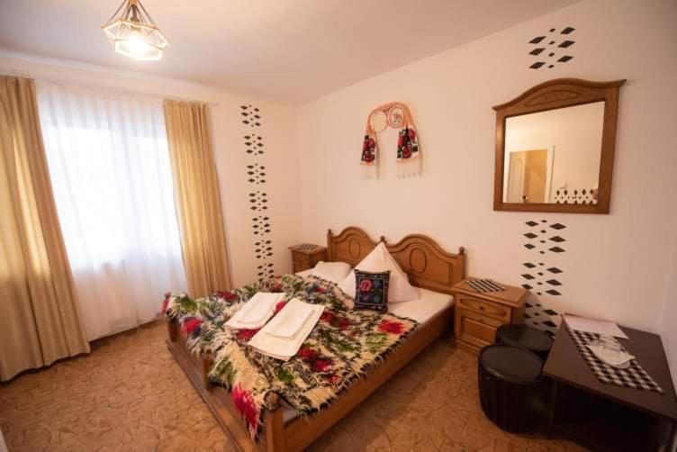 Pensiunea Casa Mariuca Valeni  Экстерьер фото