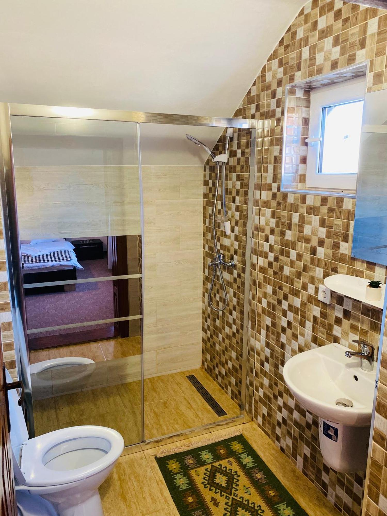 Pensiunea Casa Mariuca Valeni  Экстерьер фото