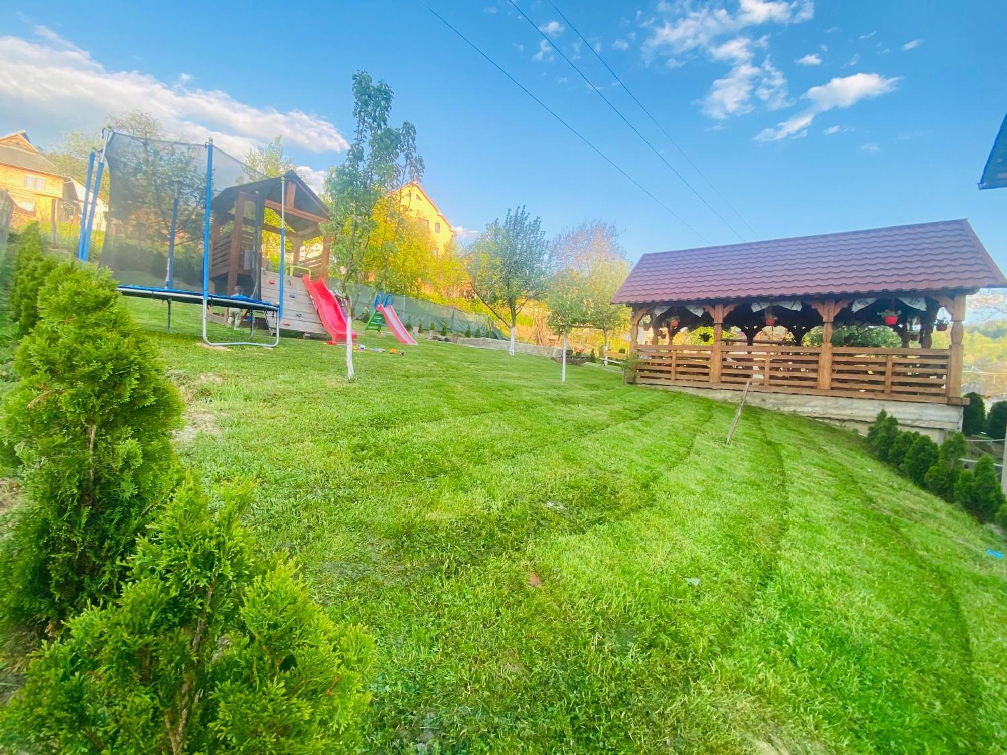 Pensiunea Casa Mariuca Valeni  Экстерьер фото