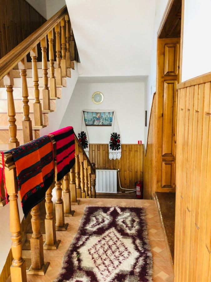 Pensiunea Casa Mariuca Valeni  Экстерьер фото